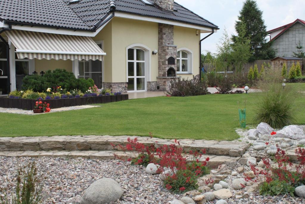 B&B Kamelia Коморники Екстер'єр фото