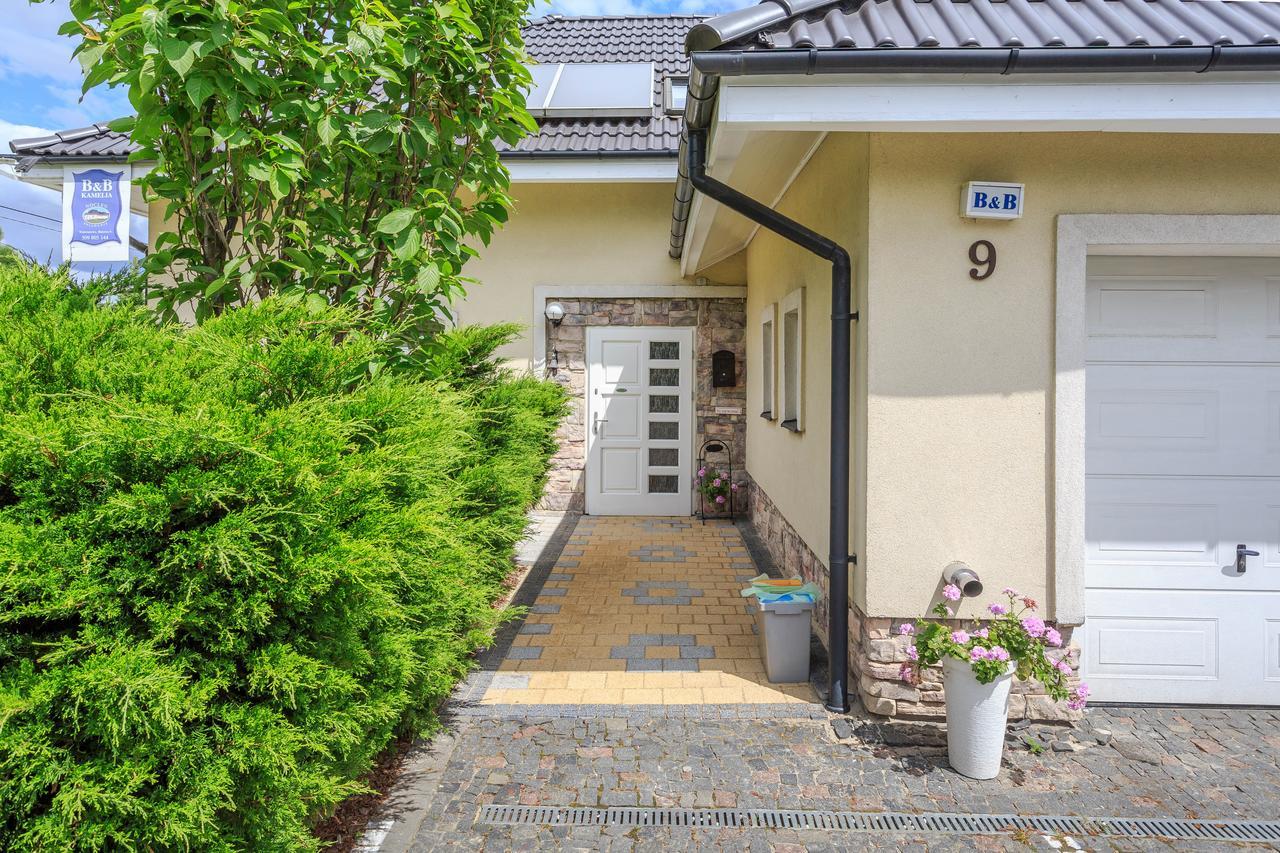 B&B Kamelia Коморники Екстер'єр фото